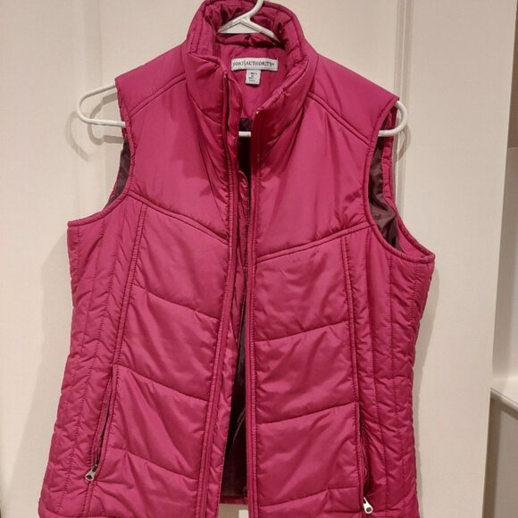 Raspberry-colored insulated vest - Picture 9 of 9